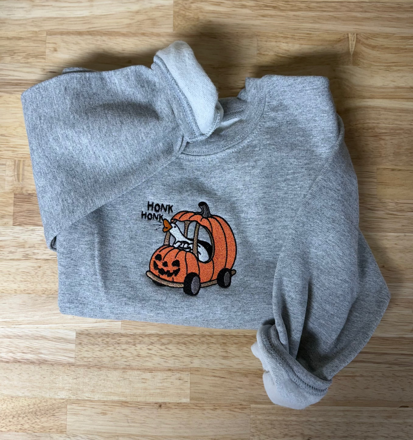 Goose in a pumpkin car Crewneck (Children's)