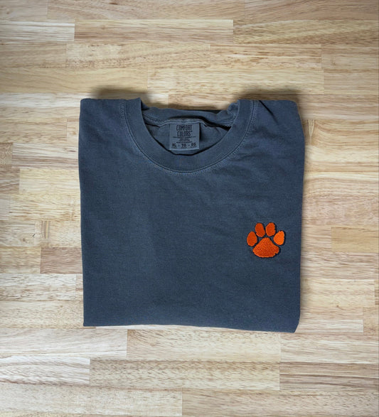 Paw print T-shirt