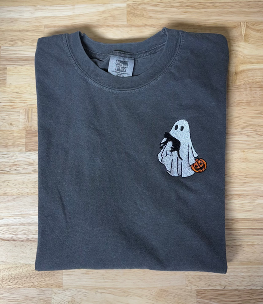 Ghost with a cat Crewneck